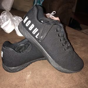 Nobull black on black shoes.  7.5